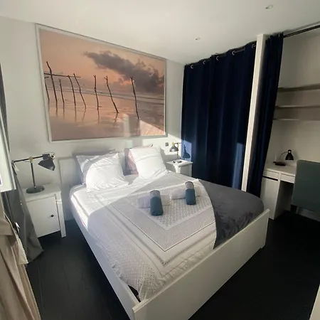 Apartment Agreable T2 Renove, Centre, Suquet, Plages
