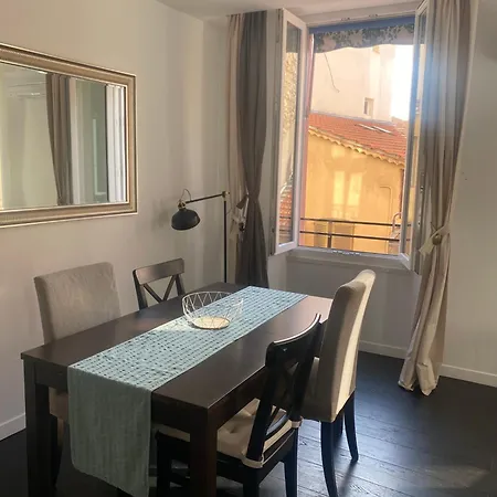 Apartment Agreable T2 Renove, Centre, Suquet, Plages